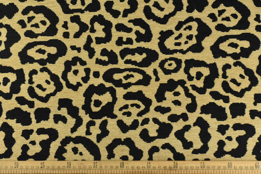 Vintage Tiger Animal Skin Textured Chenille Jacquard Upholstery Fabric For Chair Cushion|Brown Chenille Wild Animal Fabric