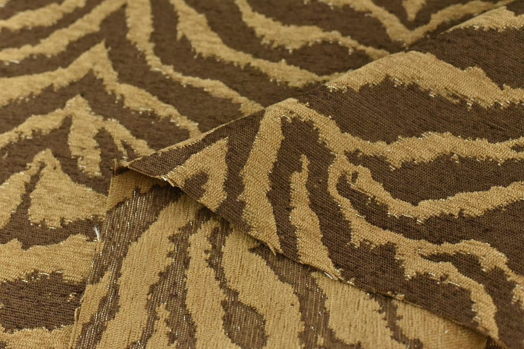 Vintage Tiger Animal Skin Textured Chenille Jacquard Upholstery Fabric For Chair Cushion|Brown Chenille Wild Animal Fabric