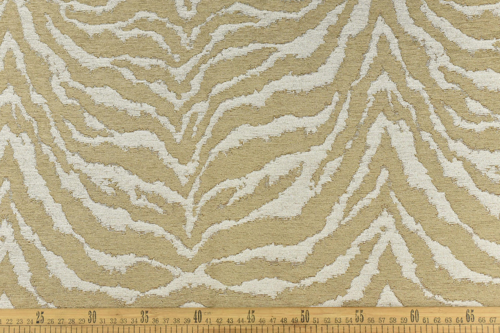 Vintage Tiger Animal Skin Textured Chenille Jacquard Upholstery Fabric For Chair Cushion|Brown Chenille Wild Animal Fabric