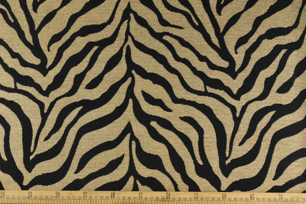 Vintage Tiger Animal Skin Textured Chenille Jacquard Upholstery Fabric For Chair Cushion|Brown Chenille Wild Animal Fabric