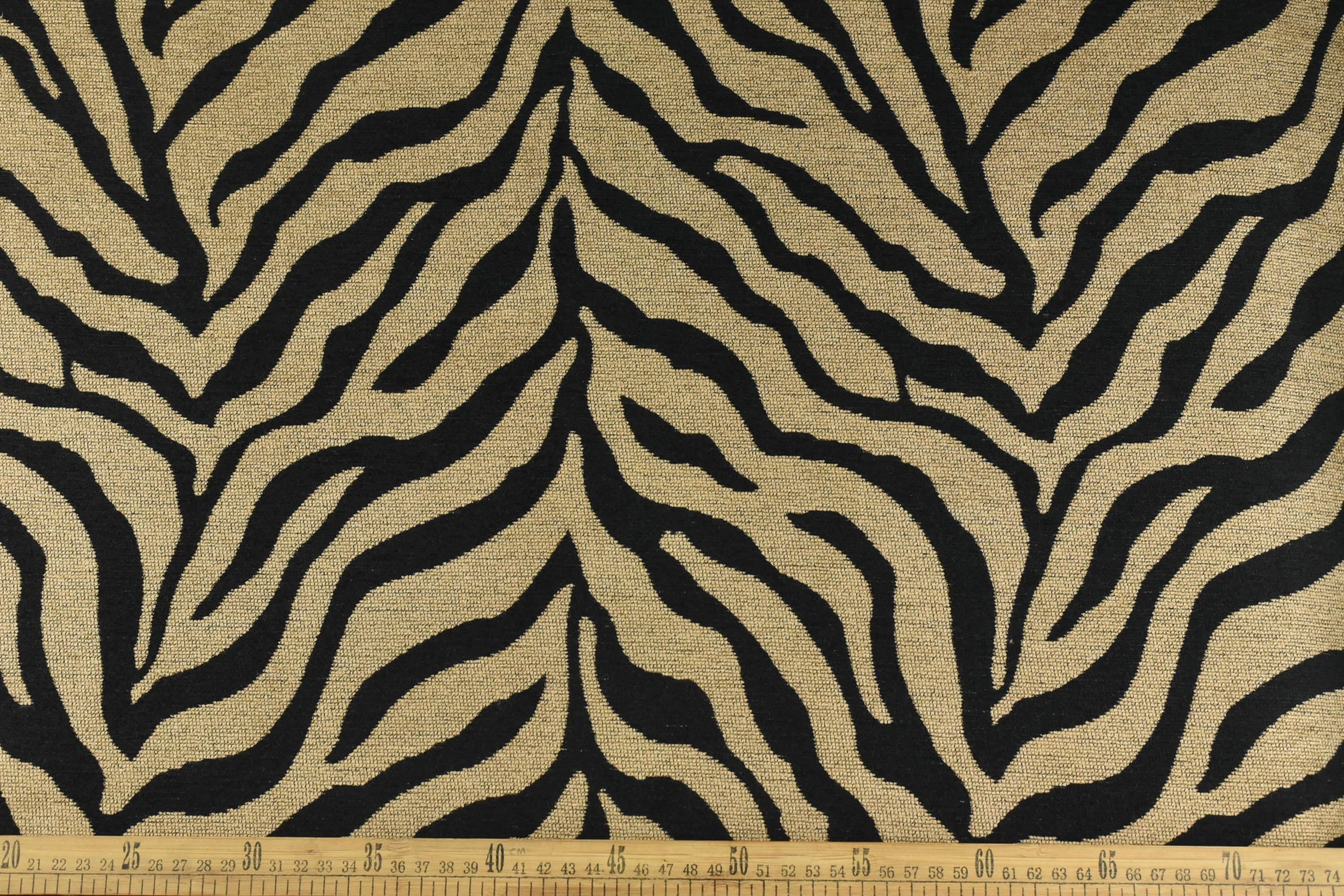Vintage Tiger Animal Skin Textured Chenille Jacquard Upholstery Fabric For Chair Cushion|Brown Chenille Wild Animal Fabric