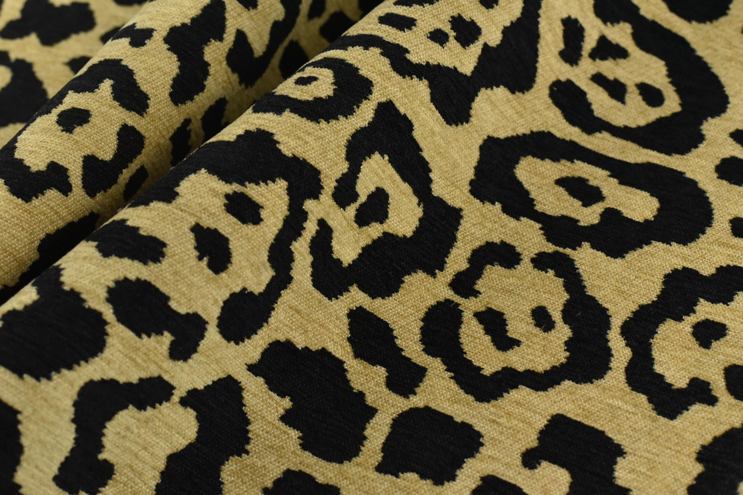 Vintage Tiger Animal Skin Textured Chenille Jacquard Upholstery Fabric For Chair Cushion|Brown Chenille Wild Animal Fabric